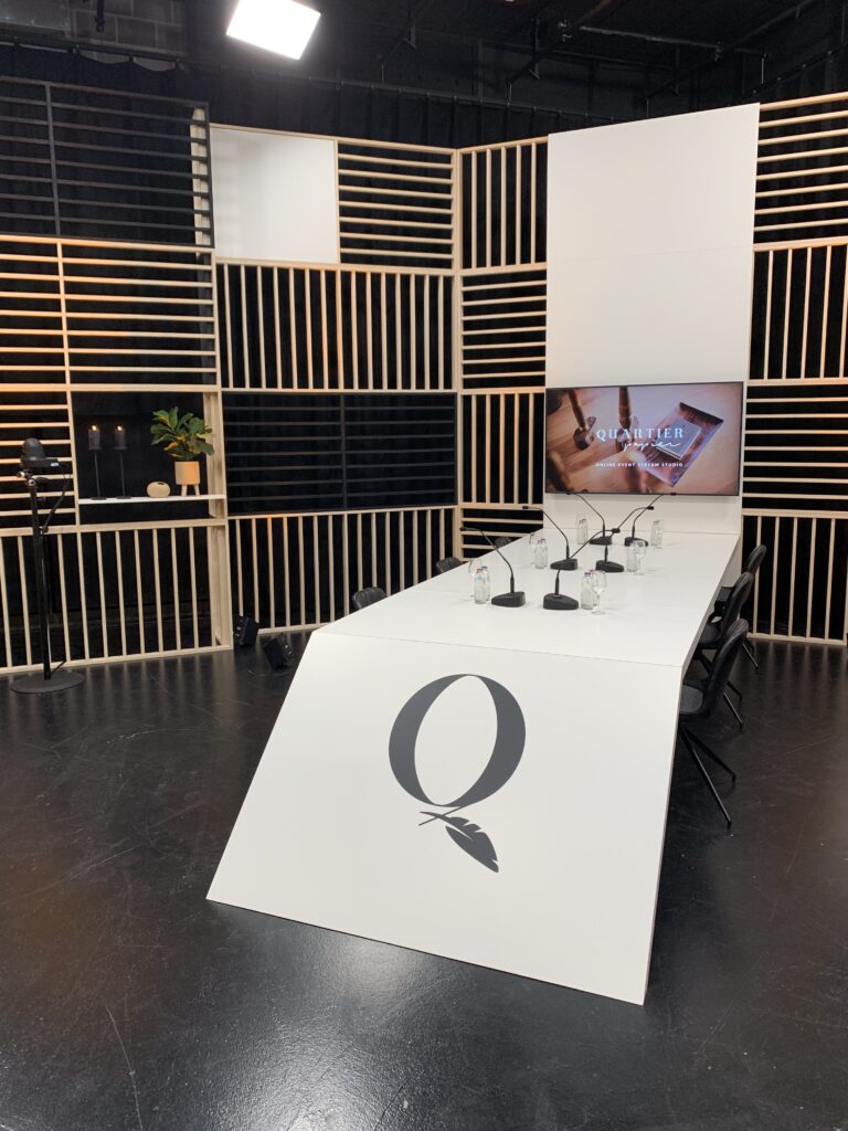 Studio pour retransmission de qualité des conférences